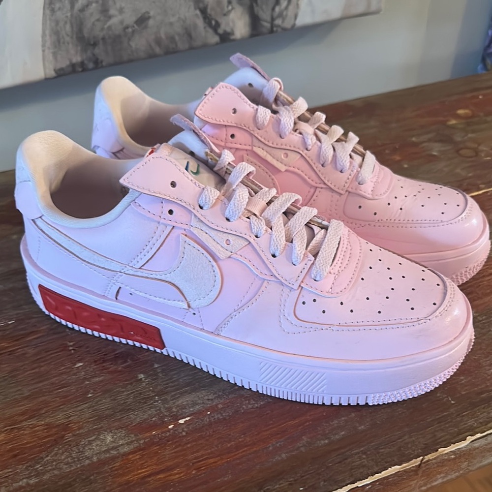 Air Force One Fontanka Pink Limited edition. Worn twice. Like new.